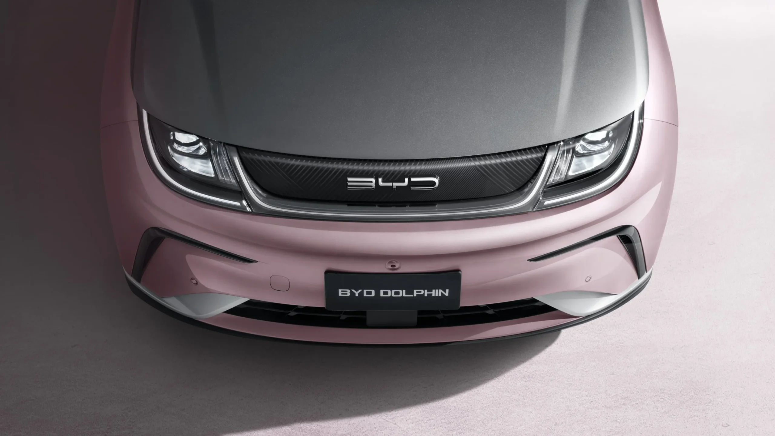 BYD Dolphin: Mobil Listrik Modern untuk Mobilitas Sehari-hari | BYD Sentul